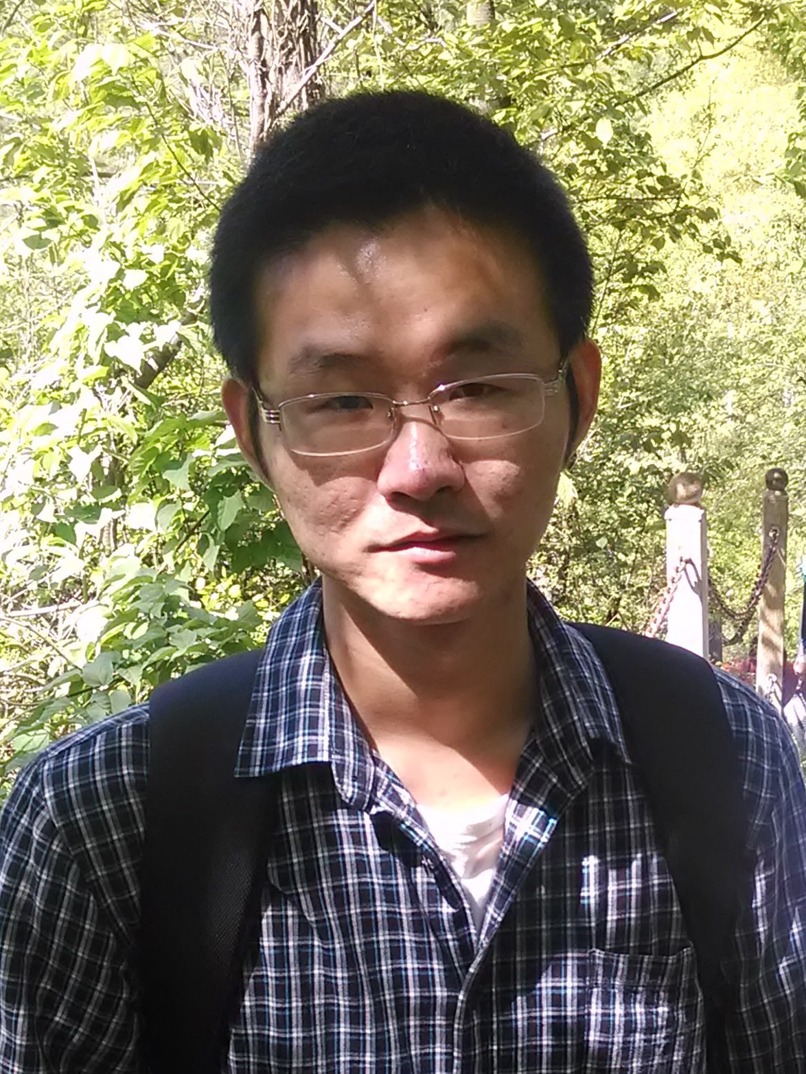 Yi Wang (王毅)
